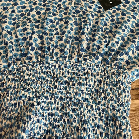 Flower pattern blouse - Picture 2 of 5